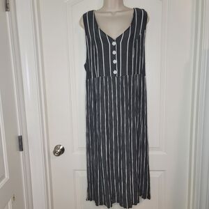 Vintage Cottagecore Striped Grey and White Midi Dress Grannycore